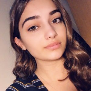 Meet your Posher, Alexa